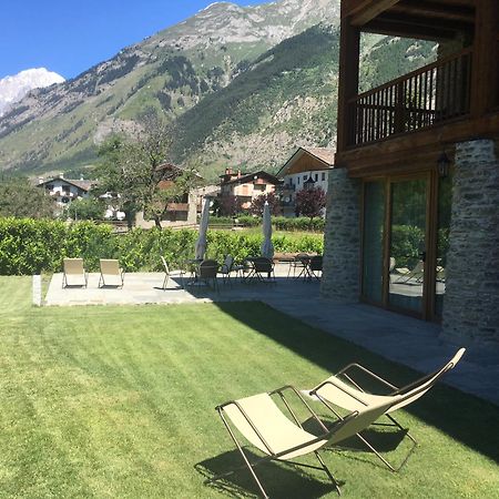 Hotel Les Montagnards Morgex Exterior foto