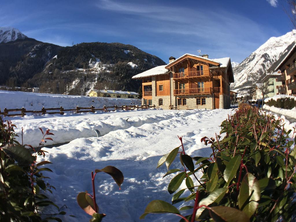 Hotel Les Montagnards Morgex Exterior foto