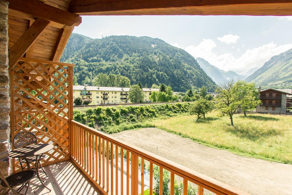 Hotel Les Montagnards Morgex Exterior foto