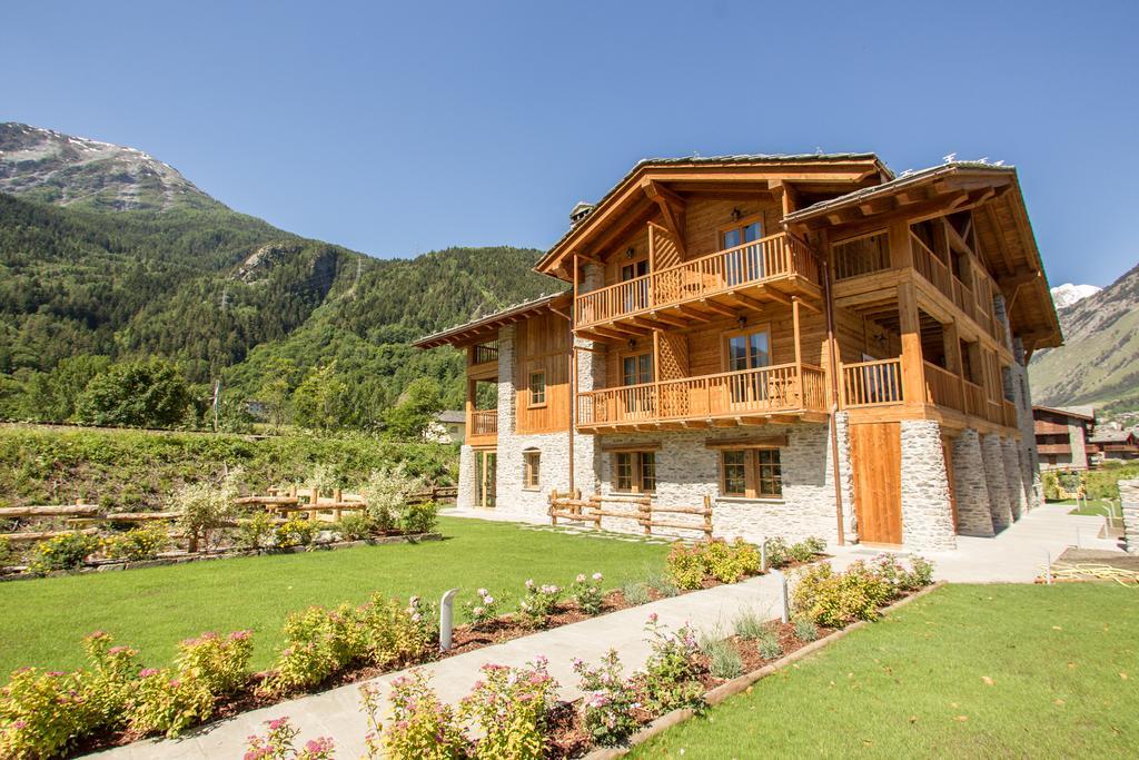 Hotel Les Montagnards Morgex Exterior foto